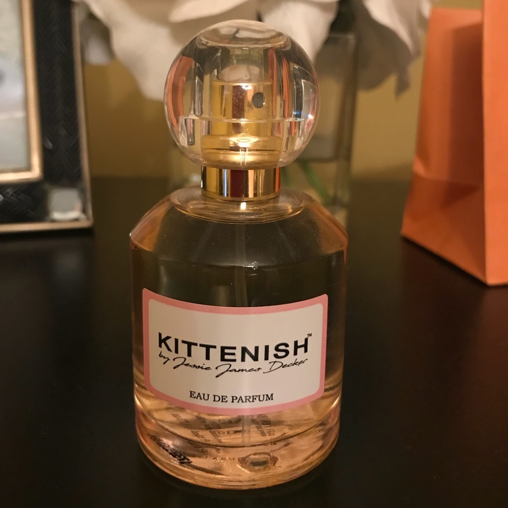 Kittenish perfume by Jessie James Decker
